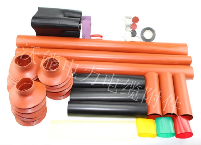 10-4 35kv三芯热缩户外终端.JPG